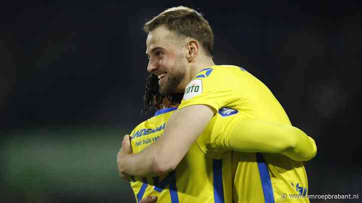 RKC Waalwijk wint zeer belangrijke wedstrijd in uitverkocht stadion