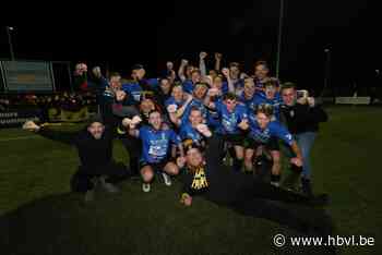 Lutlommel VV kroont zich tot eerste voetbalkampioen van het land: “En nu een lange feestnacht”