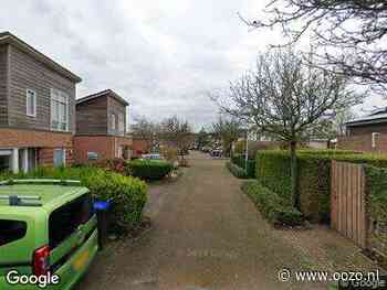 Ambulance met grote spoed naar de Slotspolder in Abcoude