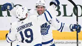 John Tavares scores third-period winner as Maple Leafs edge Canadiens 3-2