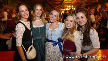 14 Hoibe rocken das Rosenheimer Starkbierfest