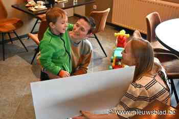 Maica zamelt 3.400 euro in voor aangepaste fiets voor neefje Charles (6) die lijdt aan CP