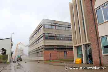 Afbraak van groot TIO-gebouw dan toch van start gegaan