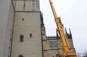 Bauzäune und ein Kran vor dem St.-Paulus-Dom