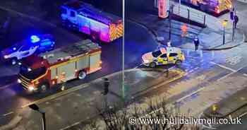 Four vehicles involved in crash on major Hull road