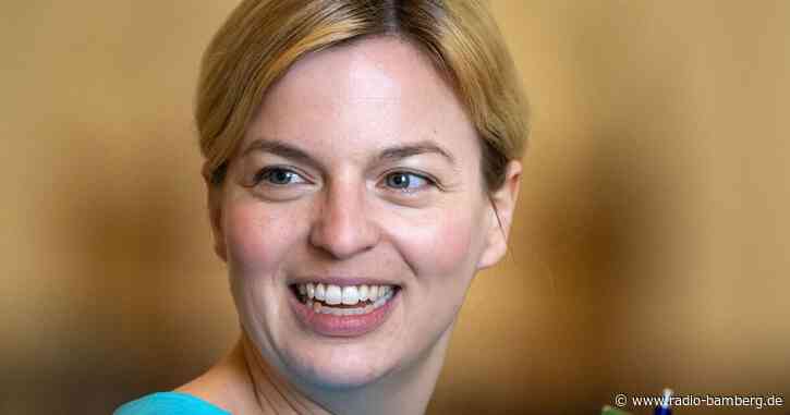 Mehr Unterricht: Nicht bei Kunst, Englisch und Musik kürzen