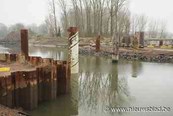 Na discussie over vleermuizen viel bouw van fietsbrug stil: na een jaar kan er dan toch verder gewerkt worden