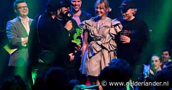 Goldband verrast Maan met prijs voor meestgedraaide nummer 3FM