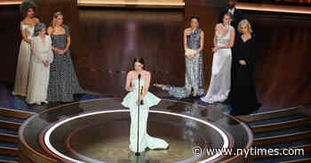 Emma Stone Wins Second Oscar for Best Actress in ‘Poor Things’