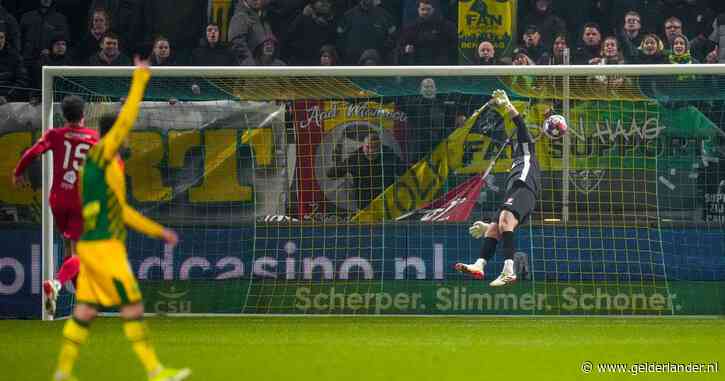 LIVE Keuken Kampioen Divisie | Wereldgoal Van Mieghem brengt ADO weer naast FC Dordrecht