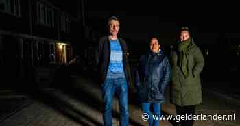 Nieuwbouwwijk al halfjaar in het donker : 'Geleerd mensen aan stem te herkennen’