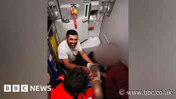 Doctor on holiday delivers baby at 35,000ft