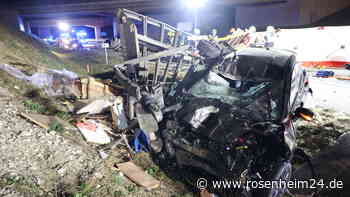 Schwerer Unfall zwischen Altötting und Töging: A94 sechs Stunden lang gesperrt