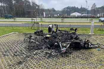 Caravan uitgebrand op camperplaats Kattevennen in Genk