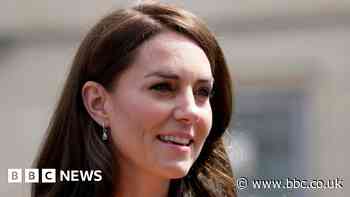 Is pressure on Kate after photo chaos unfair?