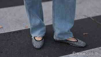 Frühling 2024: Mit diesem Trick tragen Mode-Profis Ballerinas schon jetzt