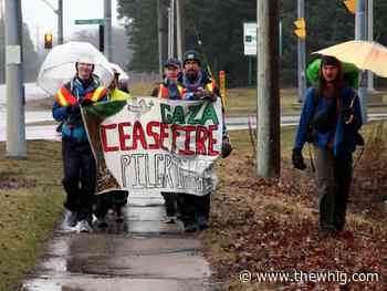 Determined residents make trek from Gananoque to Kingston in solidarity with Palestinians