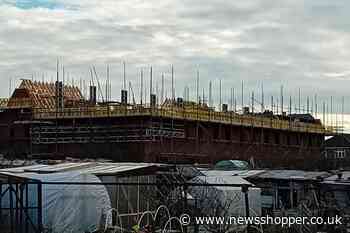 Iverhurst Close Bexley: Roof over construction collapses