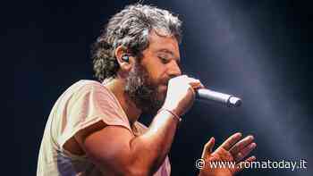 Tommaso Paradiso contro Lotito: "Una tragedia iniziata 20 anni fa"