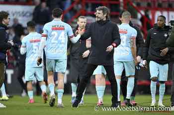 📷 🎥 Met deze klasse-actie wint Mark van Bommel andermaal de harten van alles wat Antwerp ademt