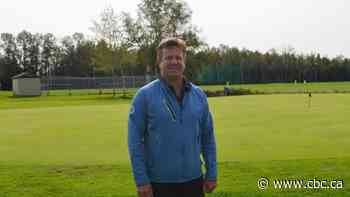 Warm weather brings some bonus golf to Thunder Bay as driving ranges open up early