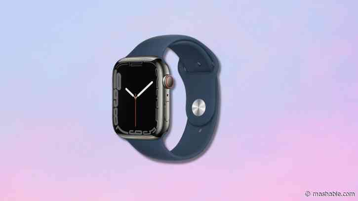 Score the Apple Watch Series 7 for its new lowest price yet at Amazon