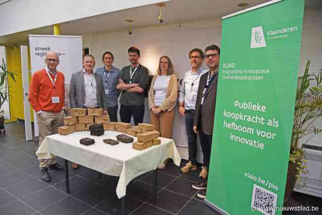 Experiment met gft-afval leidt tot opvallend resultaat: “Wie weet hangen verwerkte bananenschillen straks aan de gevel van een nieuw gebouw”