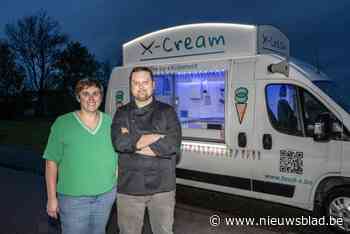 Filip en Joke rijden binnenkort met ijskar rond in Ledegem en omstreken: “Bewoners kunnen onze route volgen via een app”