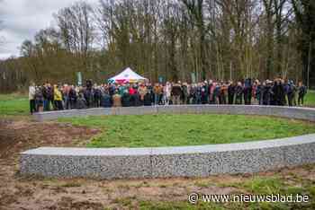 Leuvens Onument geopend als herdenkplek voor slachtoffers coronacrisis