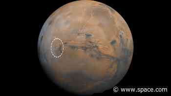 Giant Mars volcano discovered 'hiding' in plain sight