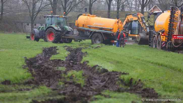 Gefrustreerde boeren kunnen hun drassige akkers nog steeds niet op
