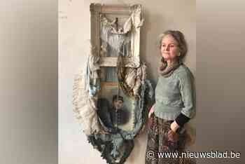 Moniek Gheysens (75) pakt uit met eerste tentoonstelling: “Ik verhef afgedankte voorwerpen tot iets sacraals”