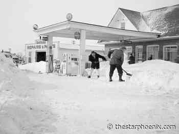 Heavy March snowfall in 1955 across Saskatoon