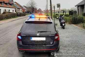 Politie neemt bromfiets in beslag: “Hij reed onder invloed van drugs, had een rijverbod, geen rijbewijs, was niet verzekerd…”