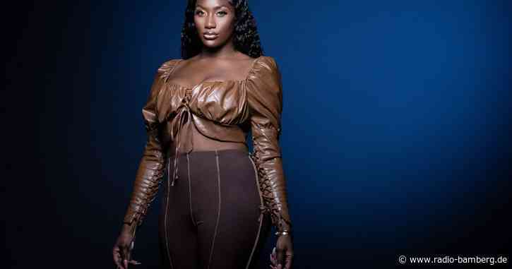 Aya Nakamura soll Edith Piaf singen – Attacken von Rechts