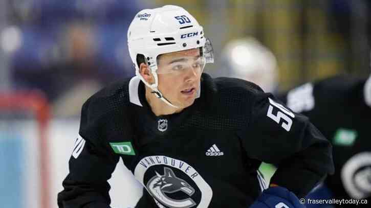 Calgary Flames sign defenceman Hunter Brzustewicz to entry-level contract