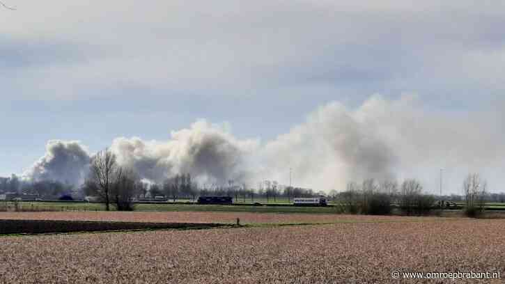 Grote brand in Werkendam, schuur en huis compleet afgebrand