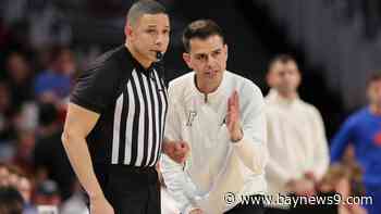 Gators' Golden agrees to 2-year extension that includes raise, AP source says