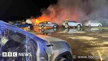 Electric vehicle fault leaves eight cars on fire