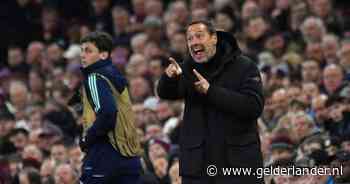John van ’t Schip zag alles misgaan bij Ajax tegen Aston Villa: ‘Er stond al een wissel klaar voor Mannsverk’