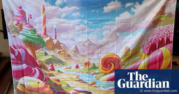 Props from botched Willy Wonka event raise more than £2,000 for Palestinian aid charity