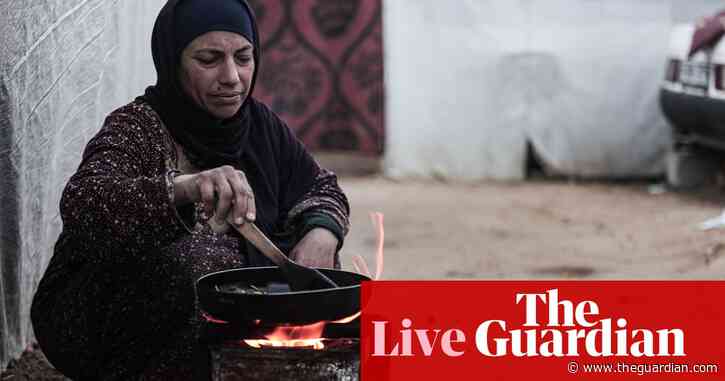 Middle East crisis: Netanyahu is ‘major obstacle to peace’ and should call election, says Schumer – as it happened