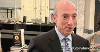 Democrats Ask SEC's Gensler to Block Approval of More Crypto ETPs