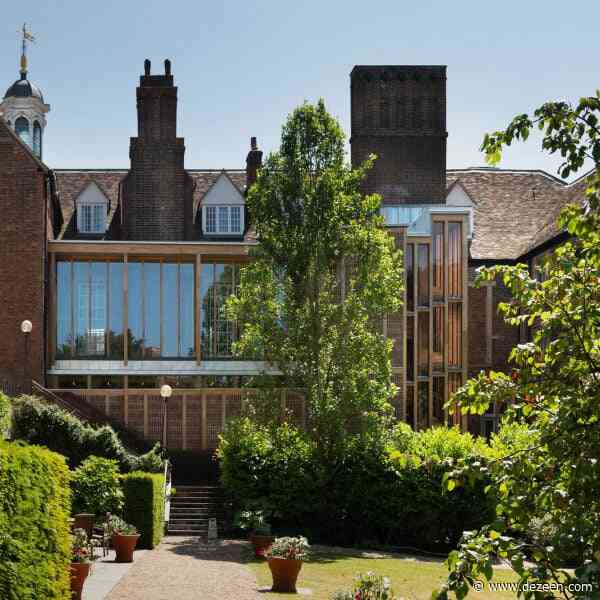 Witherford Watson Mann Architects adds timber River Wing extension to Cambridge college