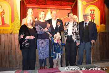 Brussels Gewest wil marionetten en bloementapijt laten erkennen tot Immaterieel Cultureel Erfgoed door Unesco: “Maken deel uit van Brusselse identiteit”