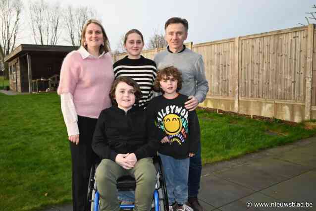 Broers Jules (11) en Otis (9) lijden aan ongeneeslijke spierziekte die enkel jongens treft: “We willen hun levensverwachting zo veel mogelijk verlengen”