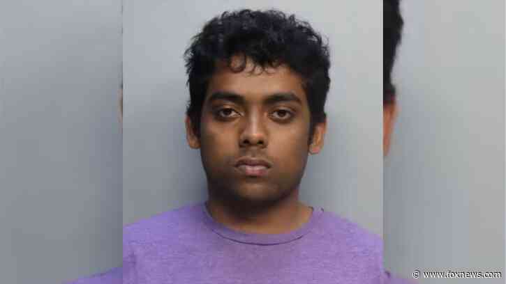 Cruise ship passenger accused of exposing himself, propositioning 14-year-old in sauna