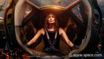 Watch Jennifer Lopez pilot a space mech in 1st teaser for Netflix sci-fi film 'Atlas' (video)