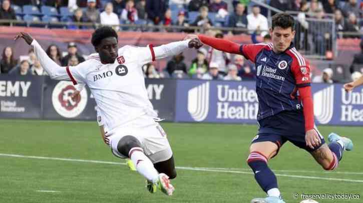Toronto FC defender Nicksoen Gomis out approximately four weeks after wrist surgery