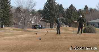 Golfers swinging into the season early in Southern Alberta